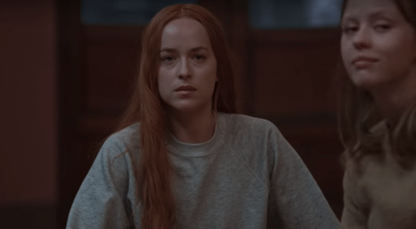 Dakota-Johnson-Suspiria-clip-screenshot-600x330.png