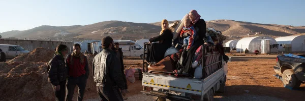 syrian-refugees-car-arsal-chattaway-600x200.jpg