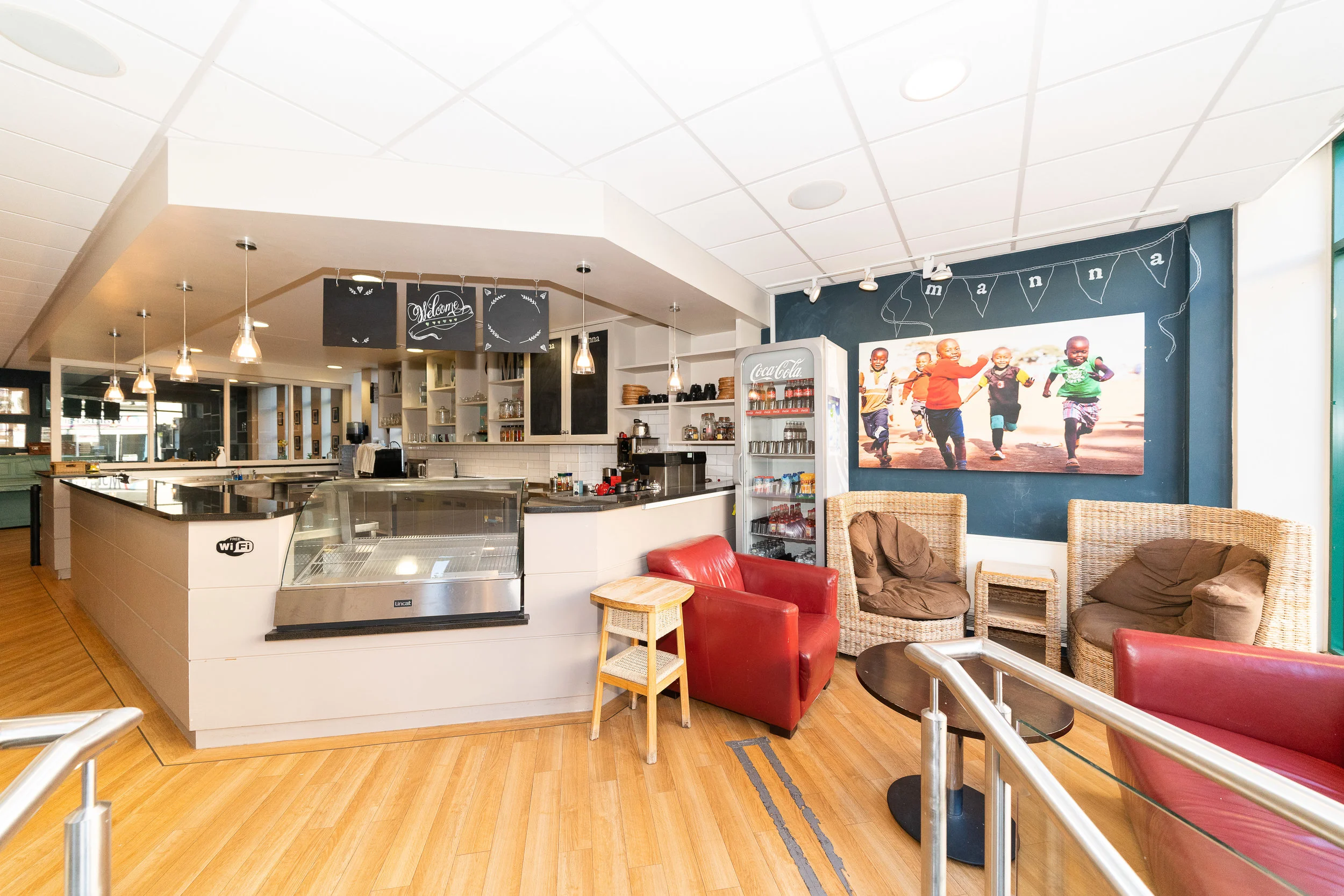 Cafe Area-02.jpg