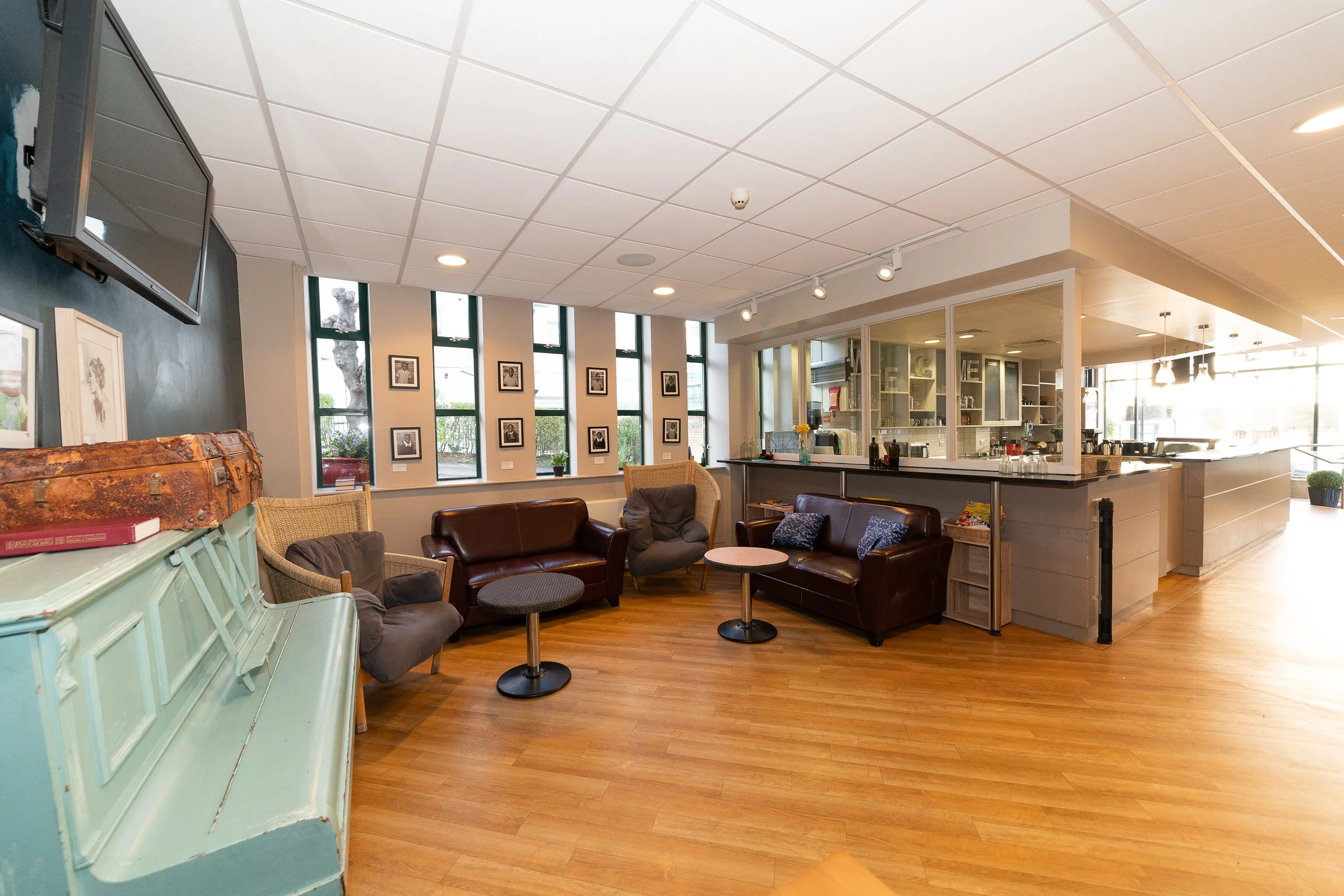 Cafe Area-05.jpg