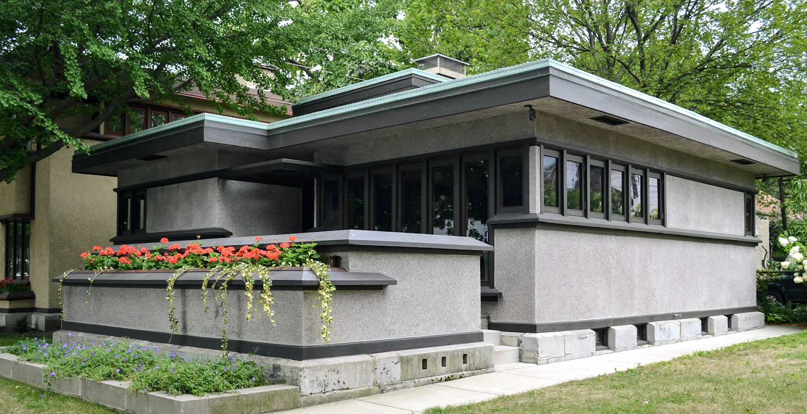 Frank Lloyd Wright American System-Built Homes | Burnham Block