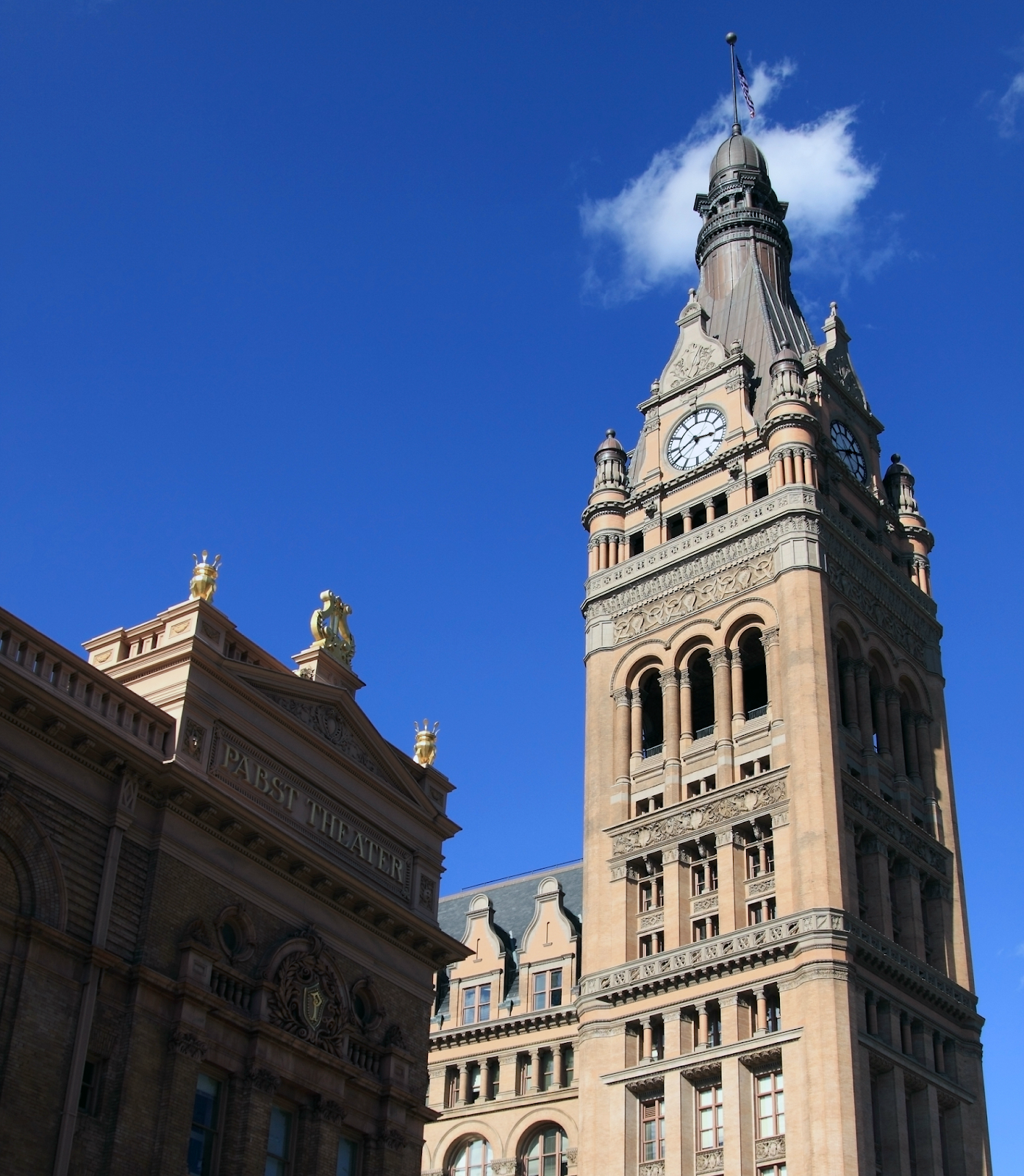 The iconic Milwaukee City Hall (Remember the opening of Laverne and Shirley ?)