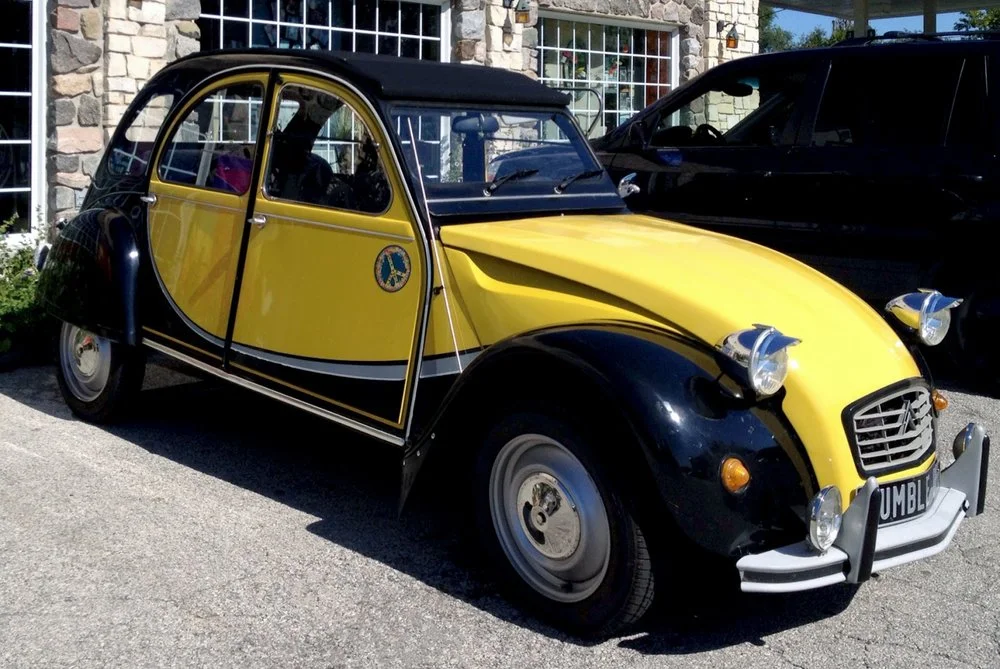 French Friday: Une Voiture Jaune