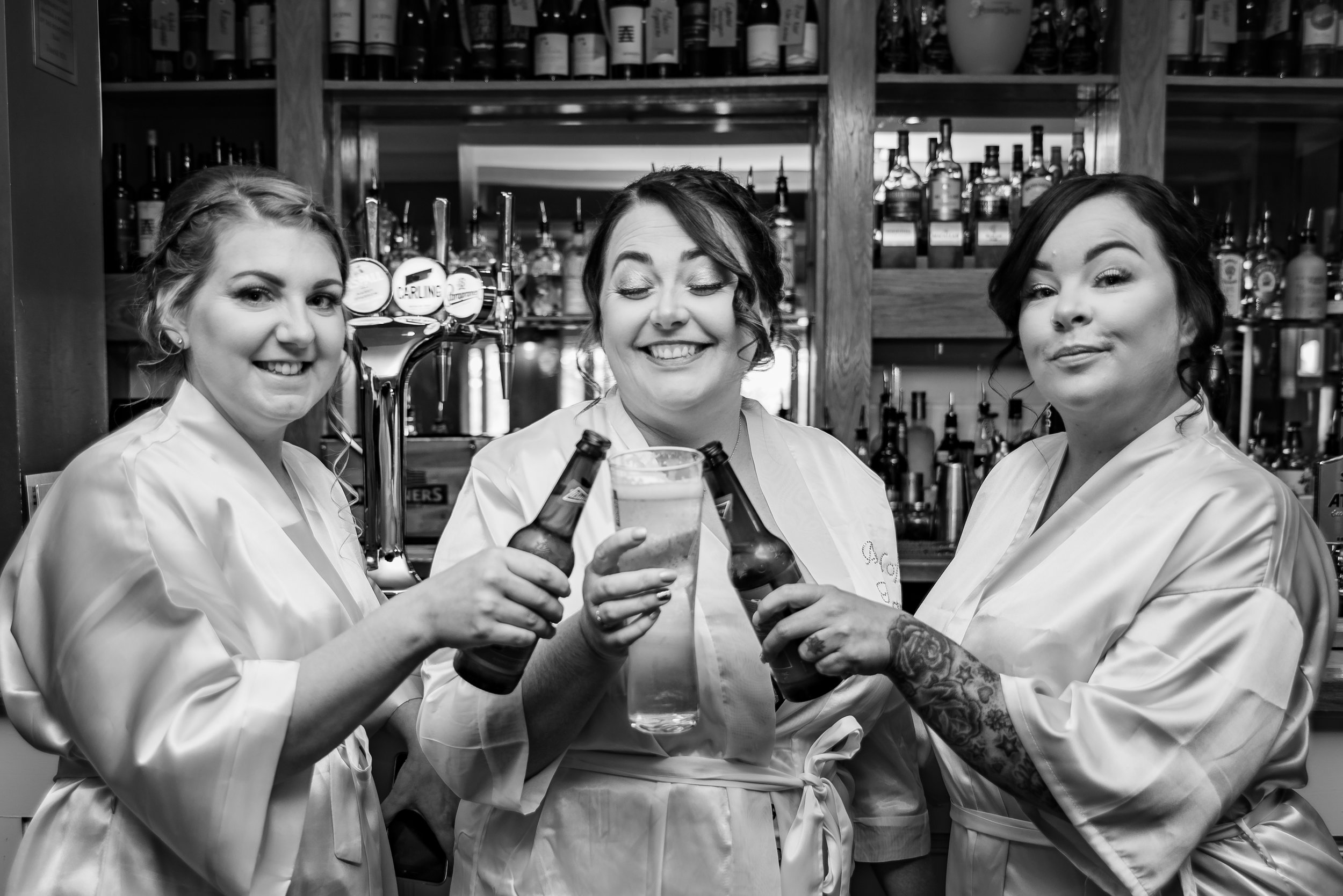 wedding photography strawberry bank hotel bridesmaid toast dana lewis