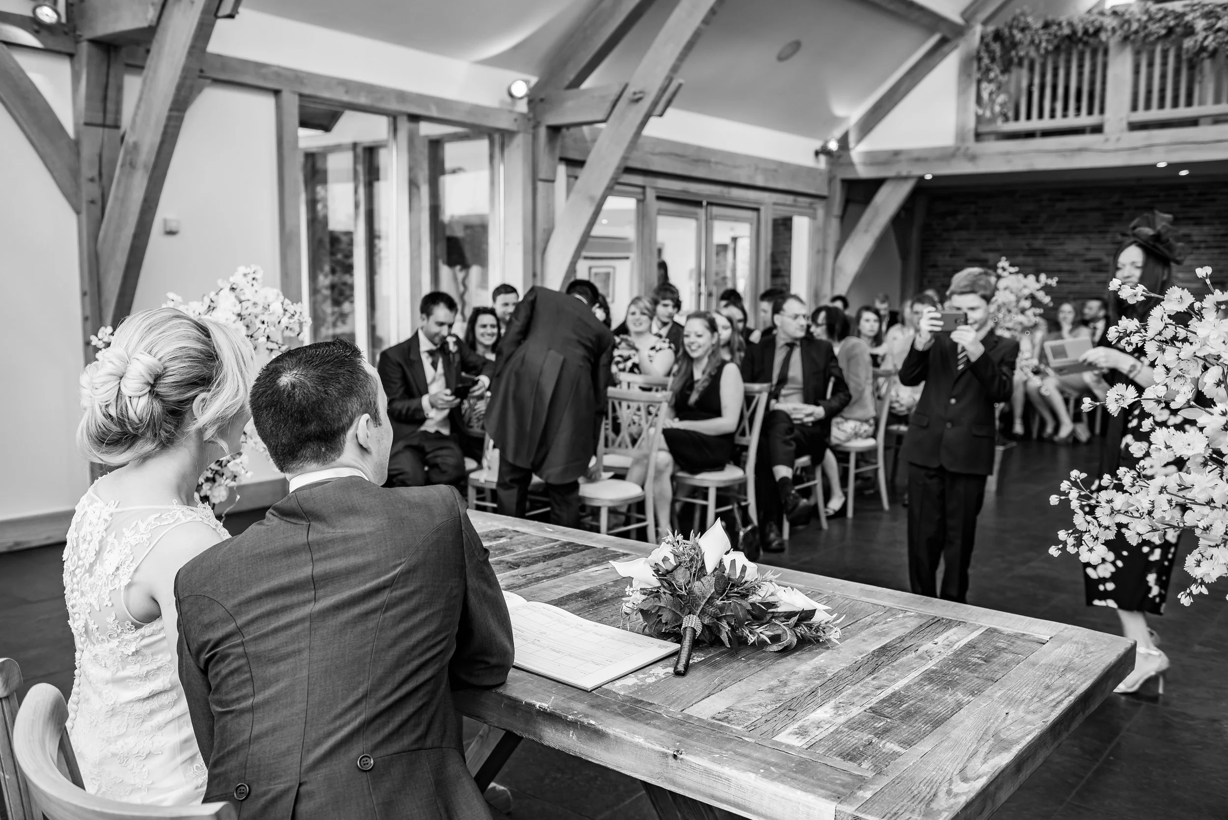 Wedding Photographer - Warwickshire - Wedding - Mythe Barn