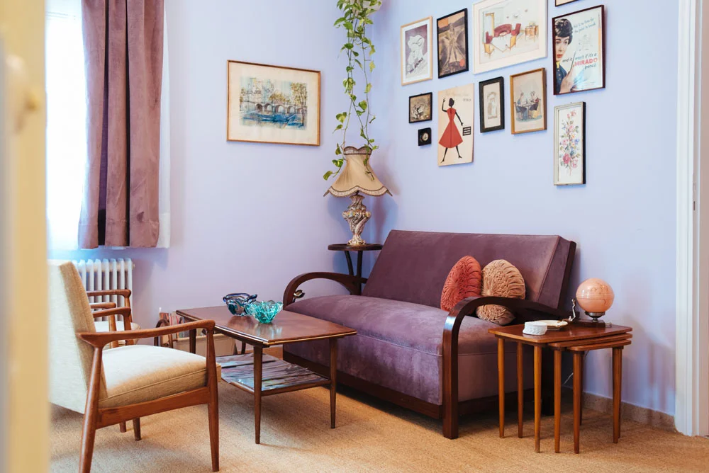 madame-gateaux-tearoom-lounge.jpg