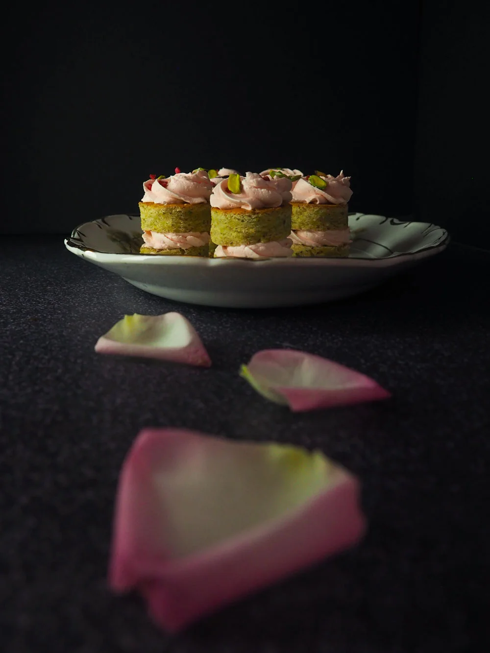 persian-lovecakes-4.jpg