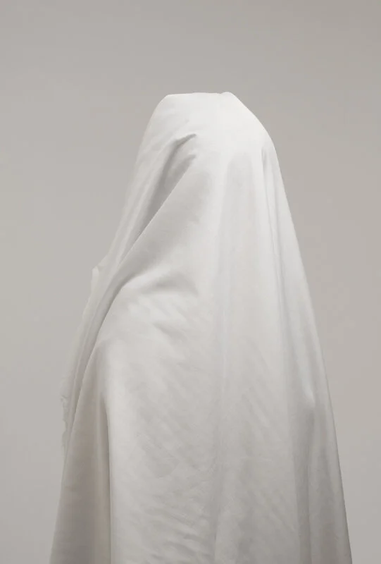 6_mheek_ivory grey_508_2008.jpg