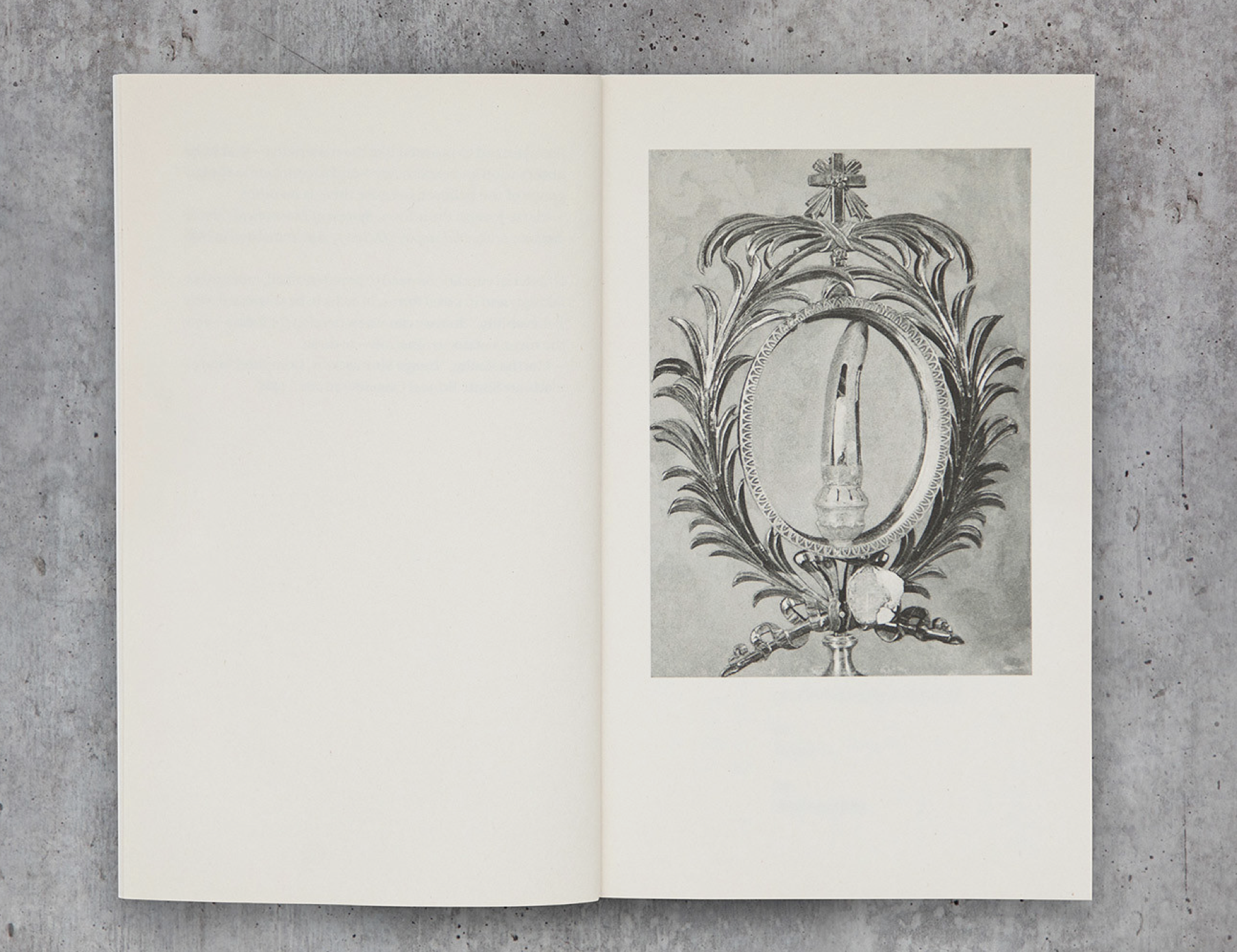 Critic and eductator DAVID LEVI STRAUSS  (DAVE, 25) has released a collection of thoughts about photography and its relationship to truth.  Published by David Zwirner Books. 
