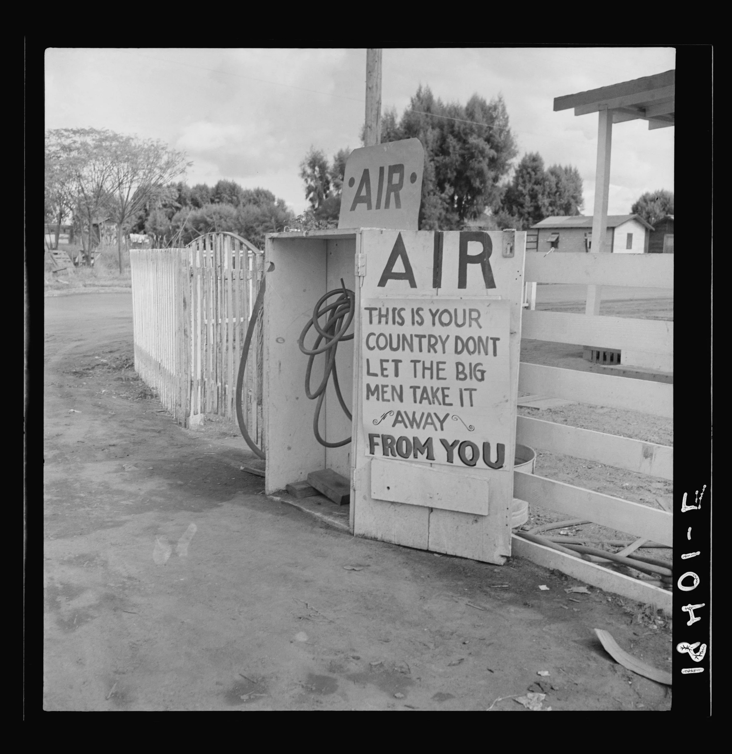 DOROTHEA LANGE