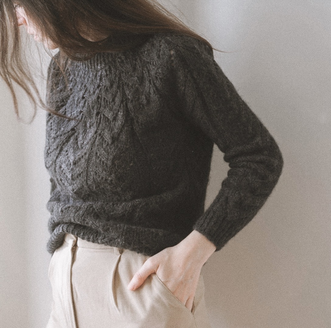 Fia sweater English PDF pattern