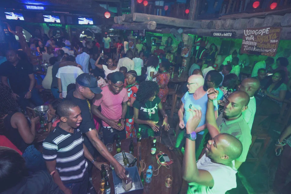 Dar night life