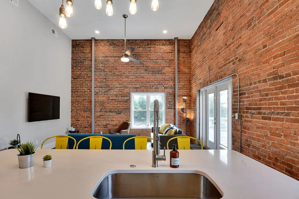 One Tree Hill loft Wilmington best Airbnb best vacation spot15.jpg