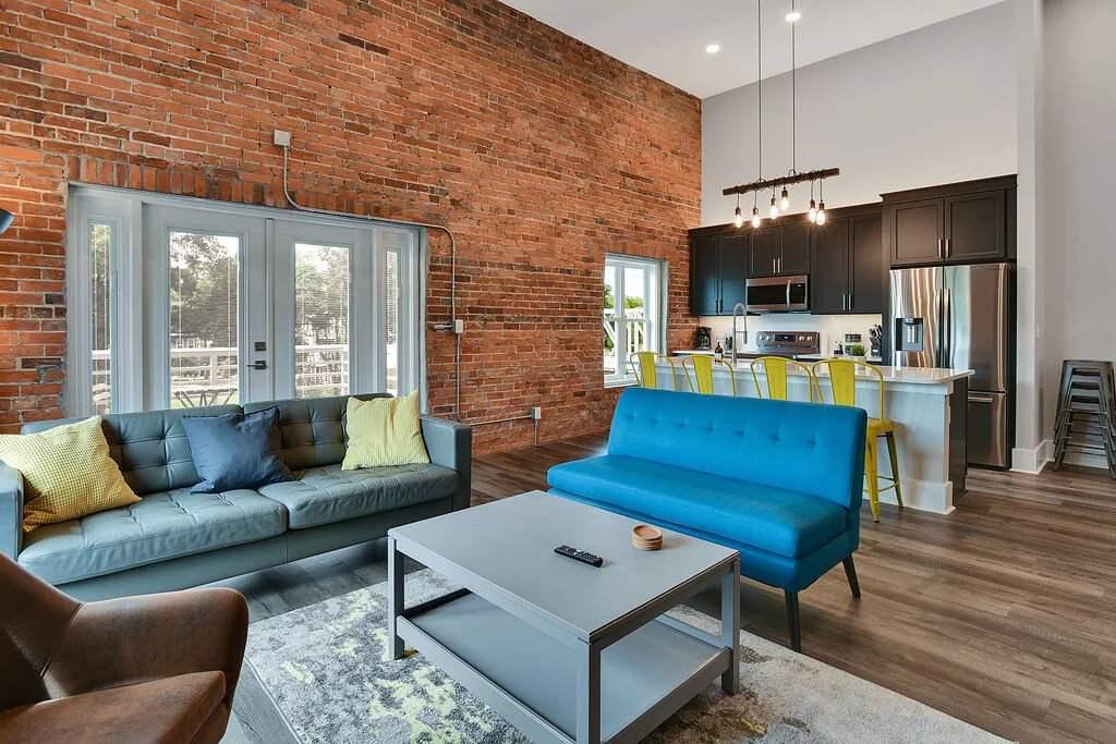 One Tree Hill loft Wilmington best Airbnb best vacation spot18.jpg