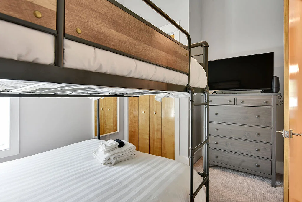 One Tree Hill loft Wilmington best Airbnb best vacation spot22.jpg