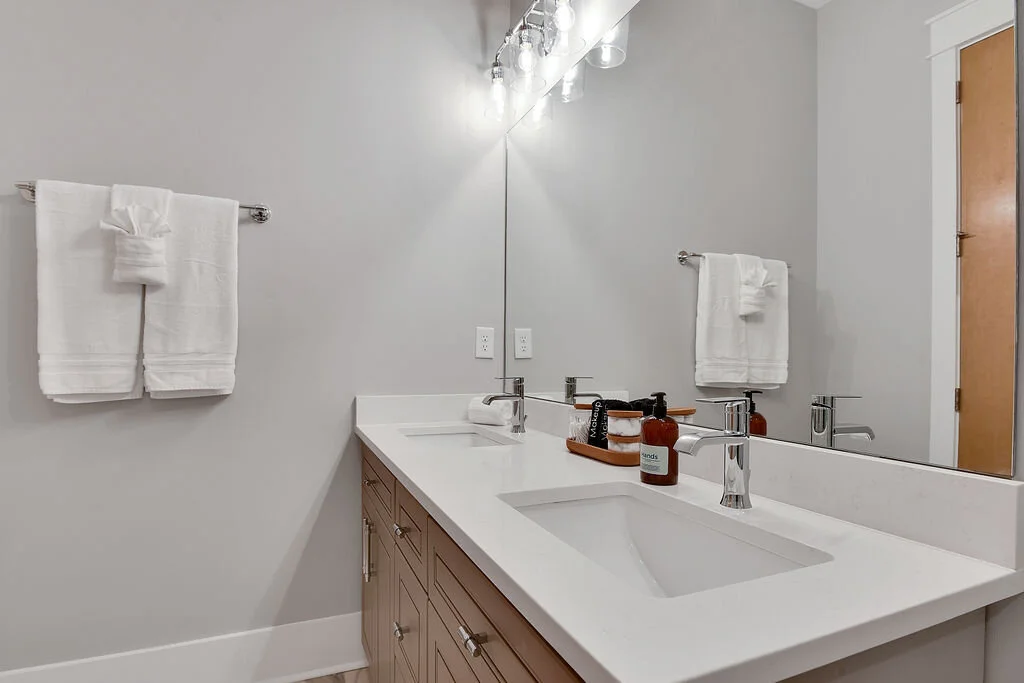 One Tree Hill loft Wilmington best Airbnb best vacation spot29.jpg