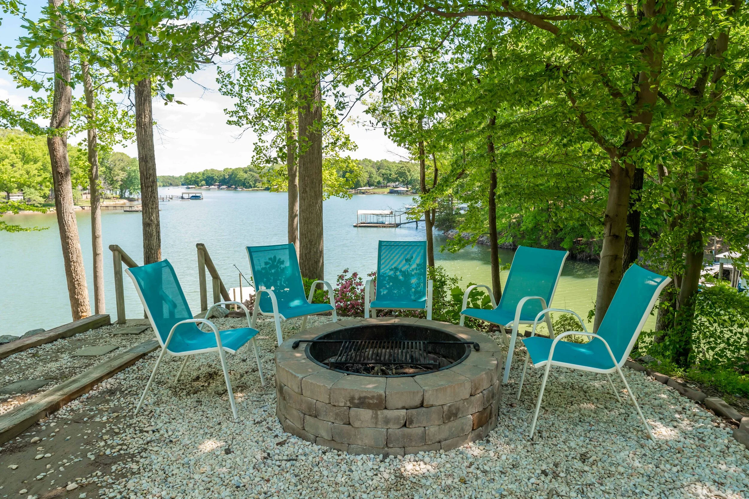 Best Airbnb Vacation VRBO Lake Norman Charlotte North Carolina26.jpg