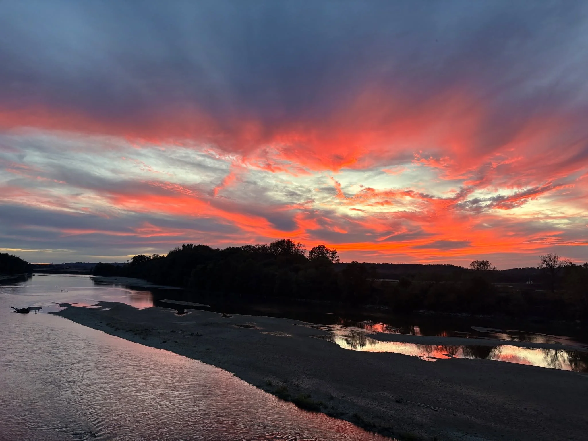A RAD campout.
⛺🎴
A small group from our RAD Women's Collective gathered at Carriage House Farm Friday night for a low-key campout. They shared stories, cooked dinner (and of course, s'mores!) over the campfire, and took in a spectacular sunset. It 