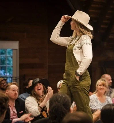Outdoor Fashion Show is SOLD OUT!
👕👢
Thanks so much to everyone who bought tickets to our Outdoor Fashion Show, in partnership with @rrtrails. We're thrilled to announce that the event is sold out! To those who bought tickets, we look forward to se