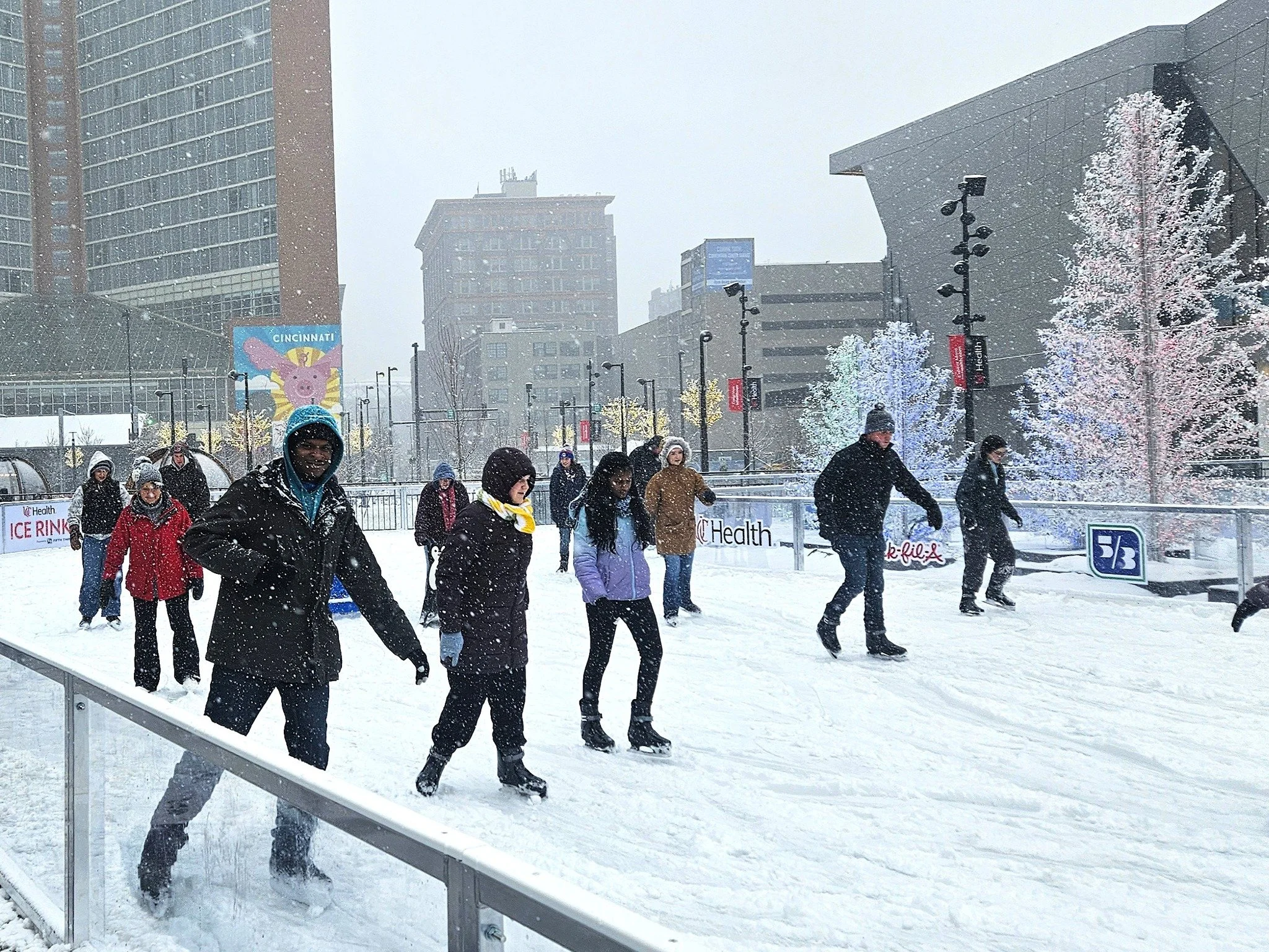 &ldquo;A little jolly.&rdquo;
⛸☃
Our Explorers had another great Saturday at the new @elmstreetplazacincy Ice Rink in Downtown Cincinnati this past weekend. The steady snowfall added an extra layer of beauty and magic, turning our day on the ice into