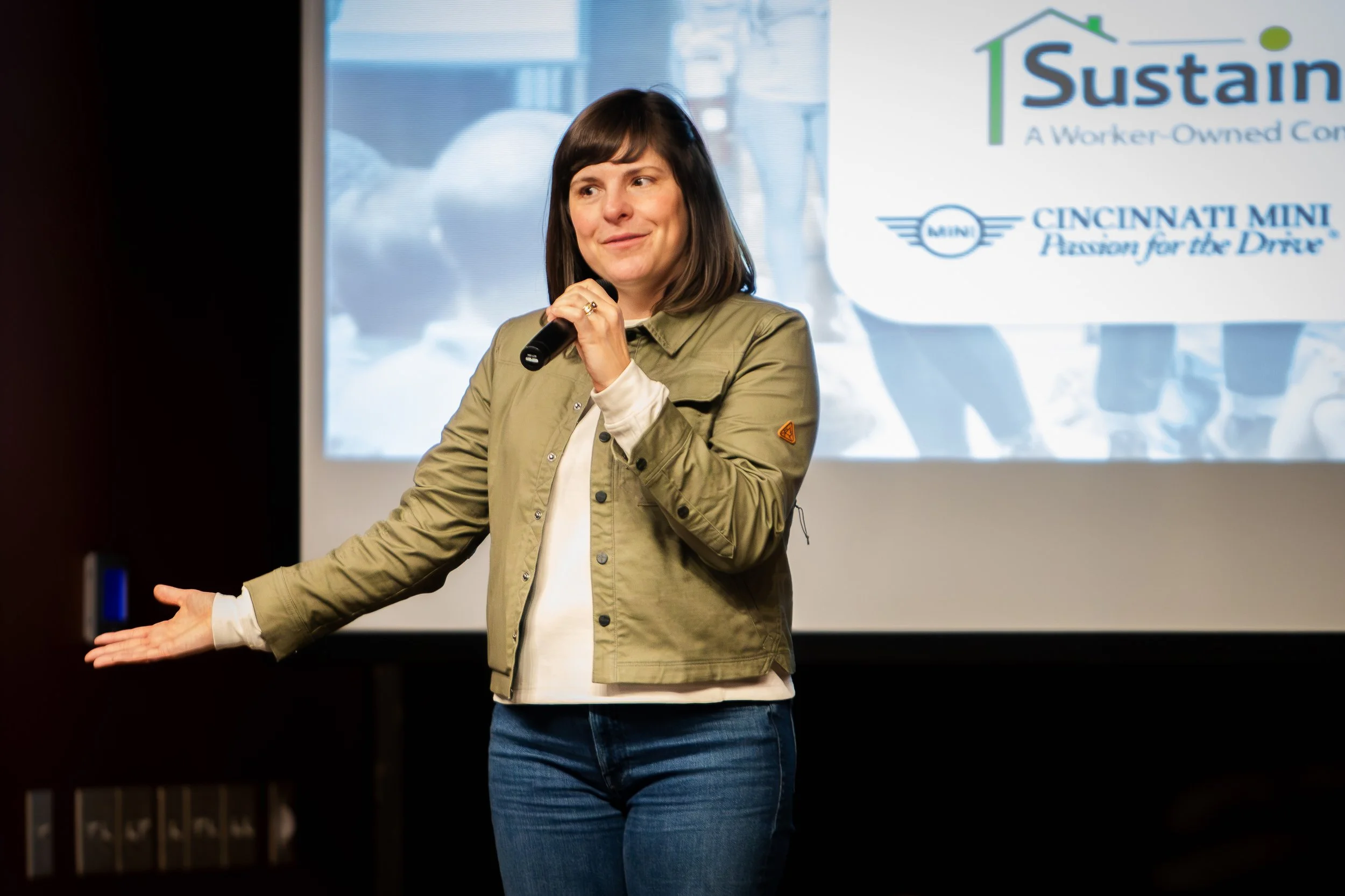 0015Outdoor Fashion Show.JPG