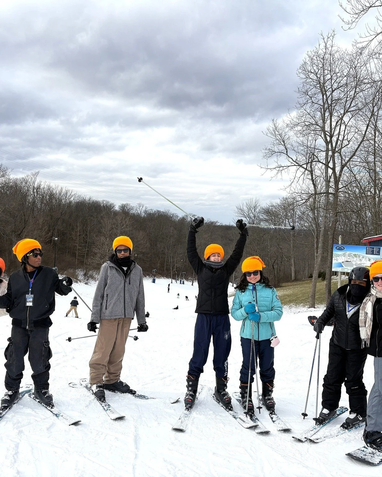 "Everyone is so kind."
😄⛷
Saturday kicked off our Explorer skiing and snowboarding adventure at @perfectnorth! 

"The kids had a great time," Lead Outdoor Specialist Casey said. "I heard a lot of 'this is so fun' and 'I did 