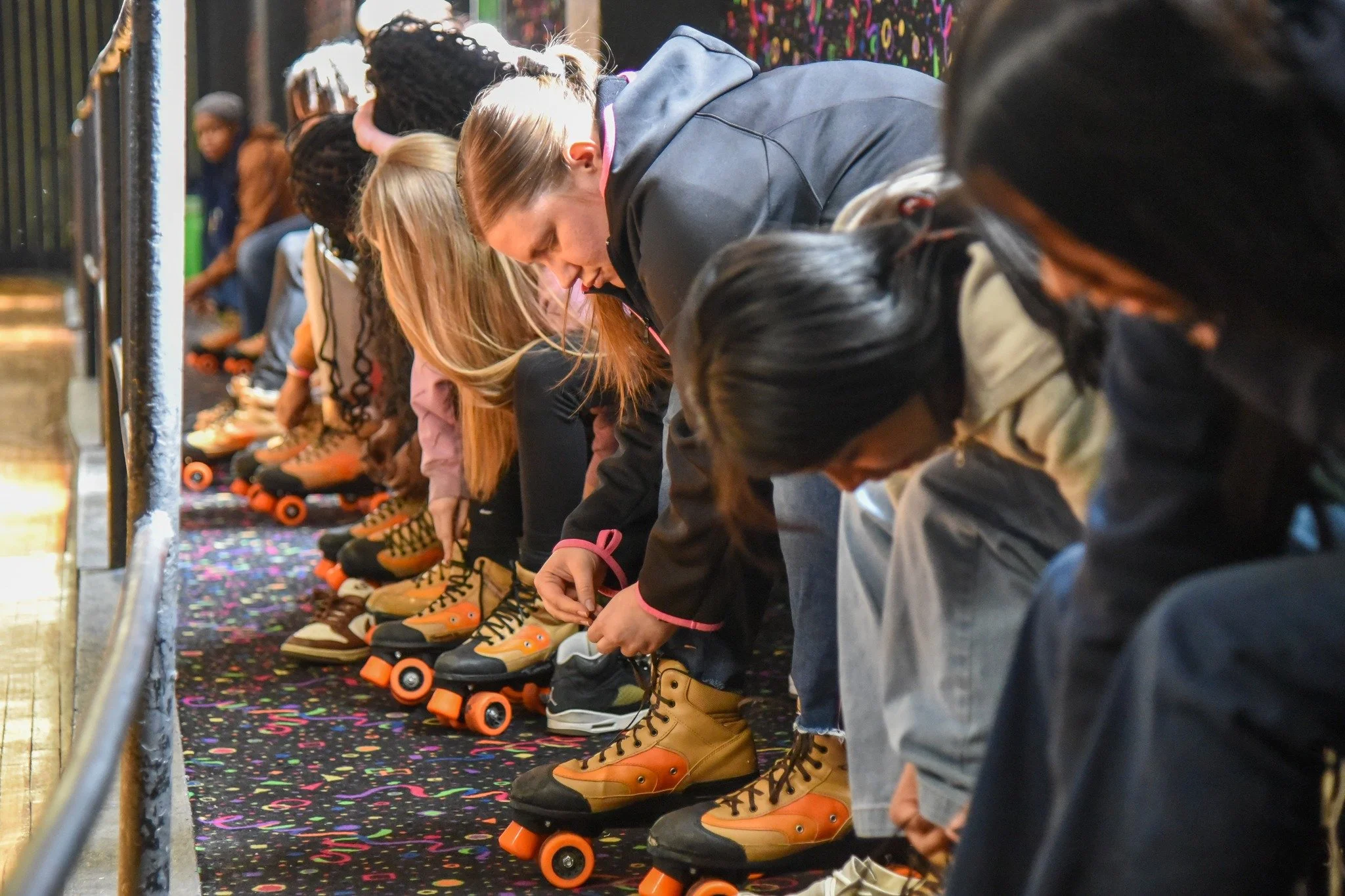 Ready to roll. 
🛼
Crew teens are ready to roll for March's Explorer adventure! This morning, our first group will lace up their skates and take to the rink at @jimmiesrollerdrome in Elsmere. We're excited for three Saturdays of fun, including visits