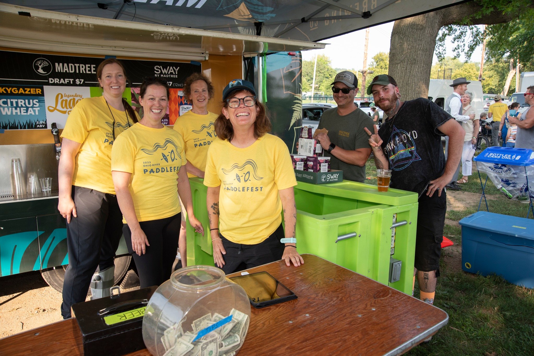 Paddlefest volunteers wanted!
🙋&zwj;♀️🚣
As summer approaches, Adventure Crew is preparing for our largest community event, @ohriverpaddlefest. Proceeds from this annual event help us get more city teens out on adventures!

Paddlefest is only possib