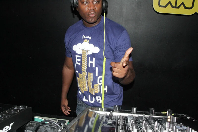 dj wigwamIMG_1122.jpg