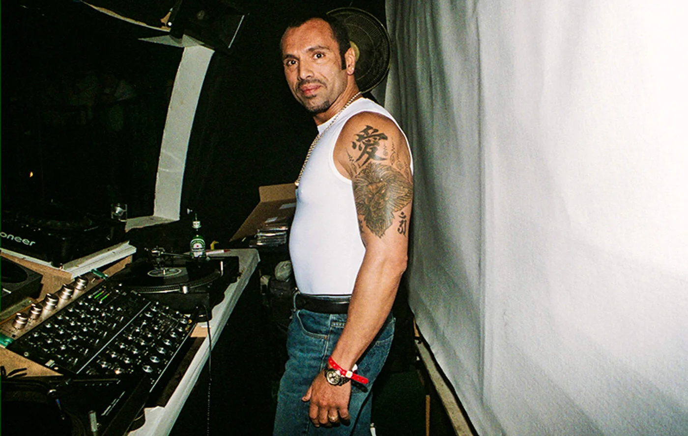 MORALES 18##_Z18.jpg