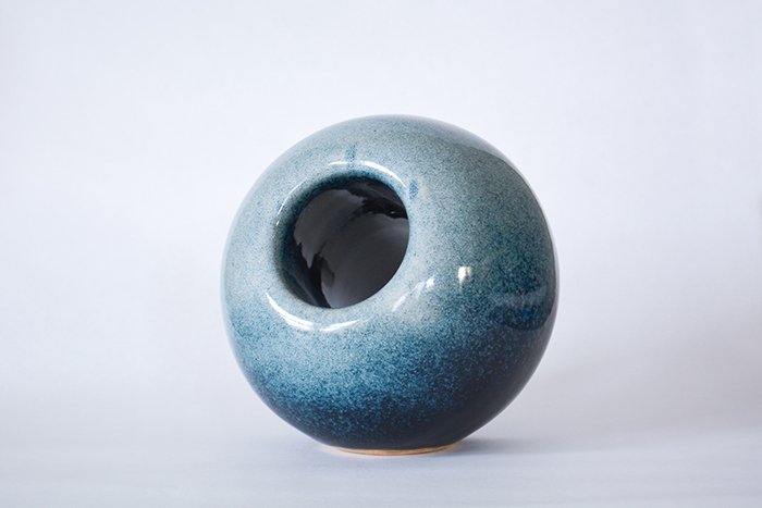 Justin Kedl: "Moon Fog Vorboid," 2023, glazed ceramic stoneware, 6” x 7” x 7”, POR