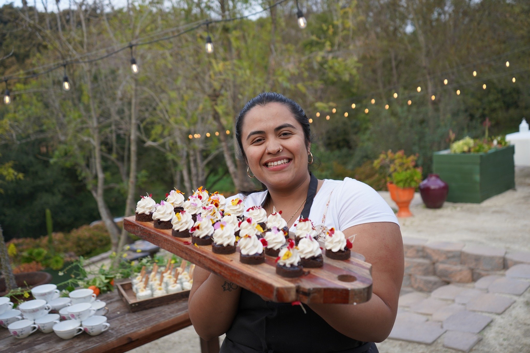 A party without cake is really just a meeting - Julia Child

Slide into our DMs and ask us for a sample menu.😉

www.chefjoann.com

📸 @wesleydphotography 

#chefjoann #sandiegocatering #cateringcompany #sandiegocaterer #sdfoodie #vistacalifornia #we