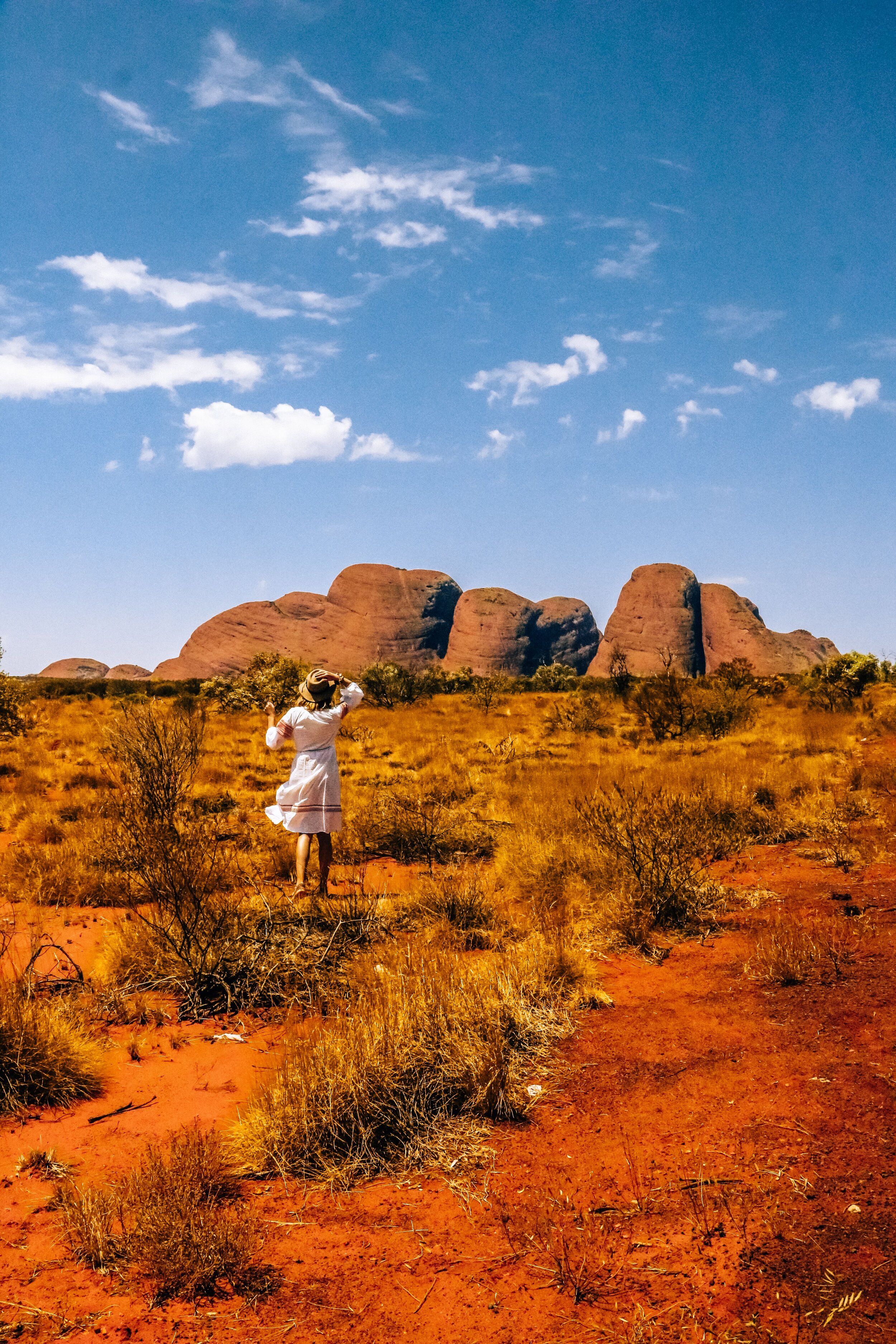 Visiting Uluru: a 2 day itinerary | Helena Bradbury Travel Blogger | visiting Ayers Rock | things to do in uluru | things to do around uluru | uluru tours | how to get to uluru | best time of year to visit uluru | ayers rock airport | Uluru Australi…