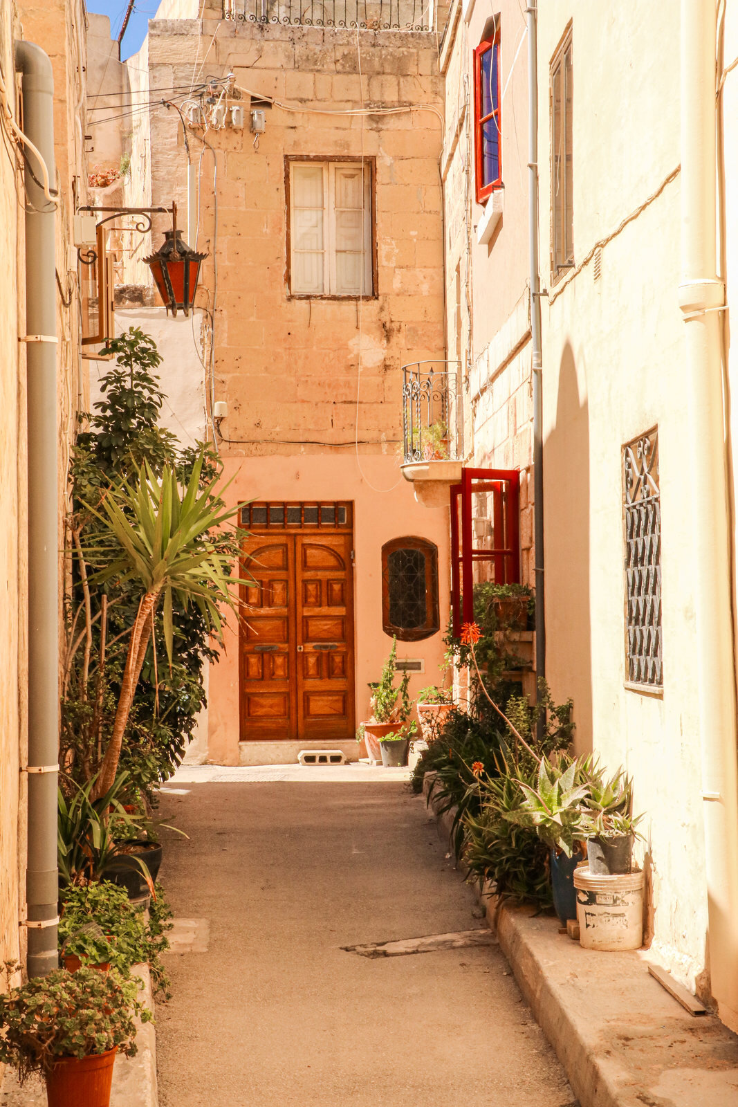 doorway in the streets of Mdina