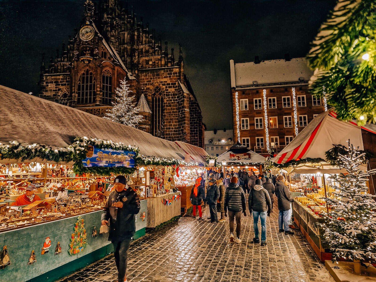 night time at Nuremberg Christmas Market