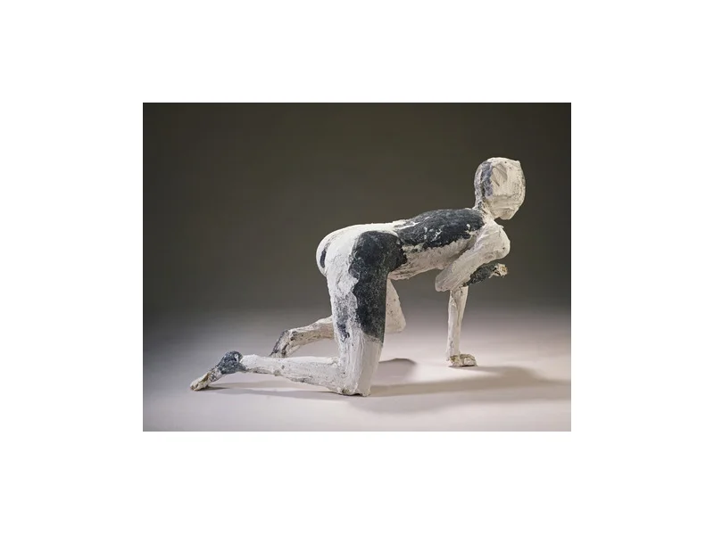 Manuel Neri, Bull Jumper III ( 1989). Plaster, water-based pigment, steel armature with styrofoam and burlap; 76.84 x 54.61 x 106.68 cm (30 1/4 x 21 1/2 x 42 in.). Copyright Artist/Estate/Foundation / Yale University Art Gallery