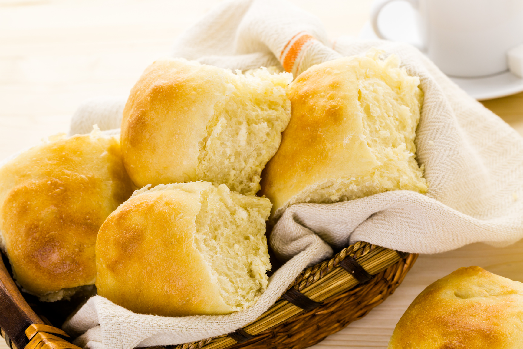 DinnerRolls.jpg