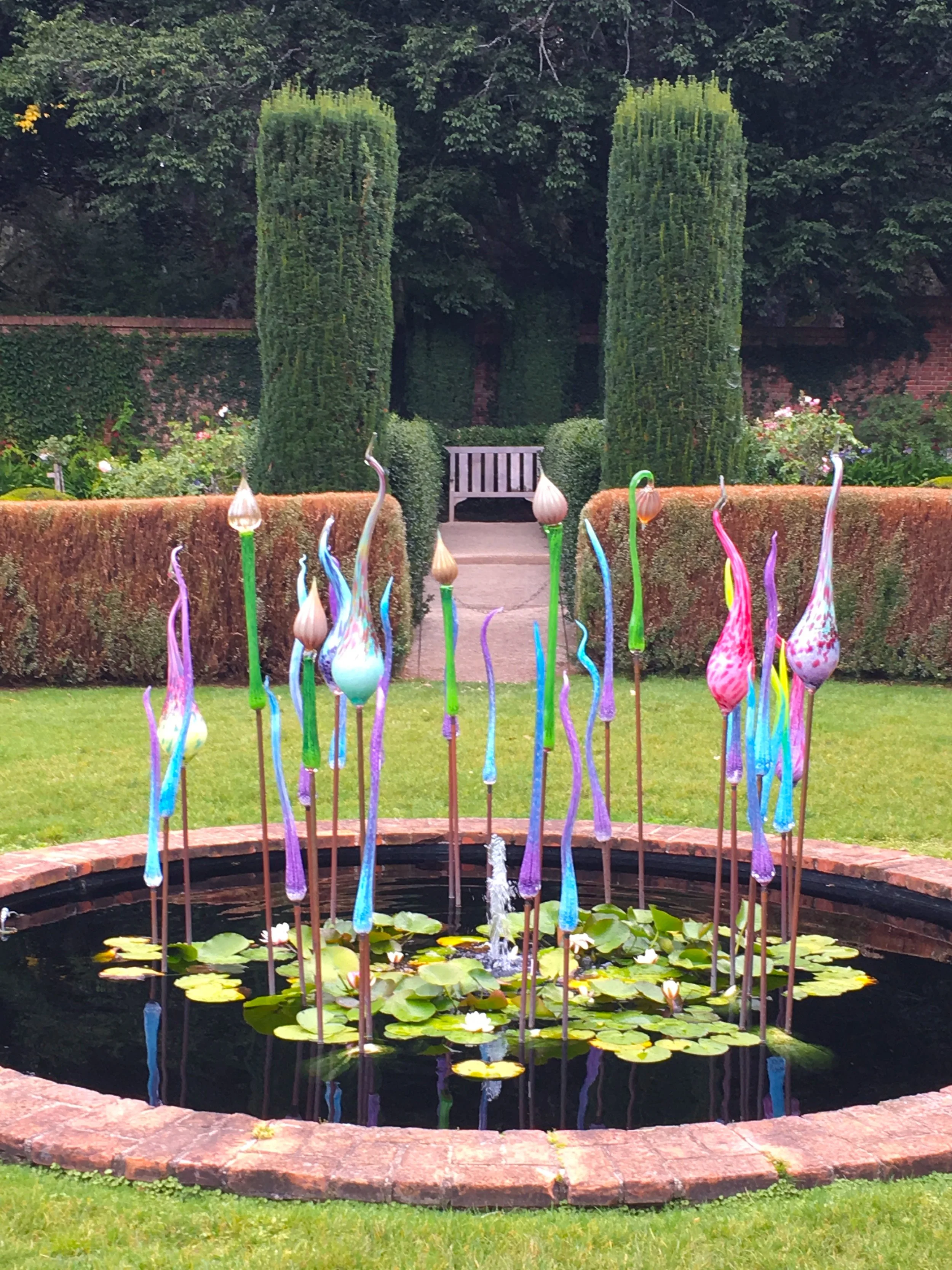 FiloliGlassSculpture.jpg