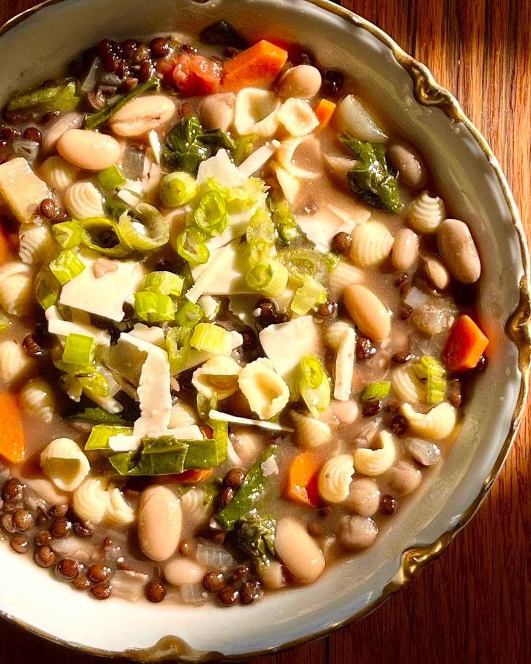 Soup season has arrived. Get in the groove with this hearty Cannellini, Lentil and Pennette Soup. Follow our profile link for the recipe in this week&rsquo;s edition of #taste_budding. Recipe by Toni Lydecker from her book &quot;Piatto Unico.&quot;
#