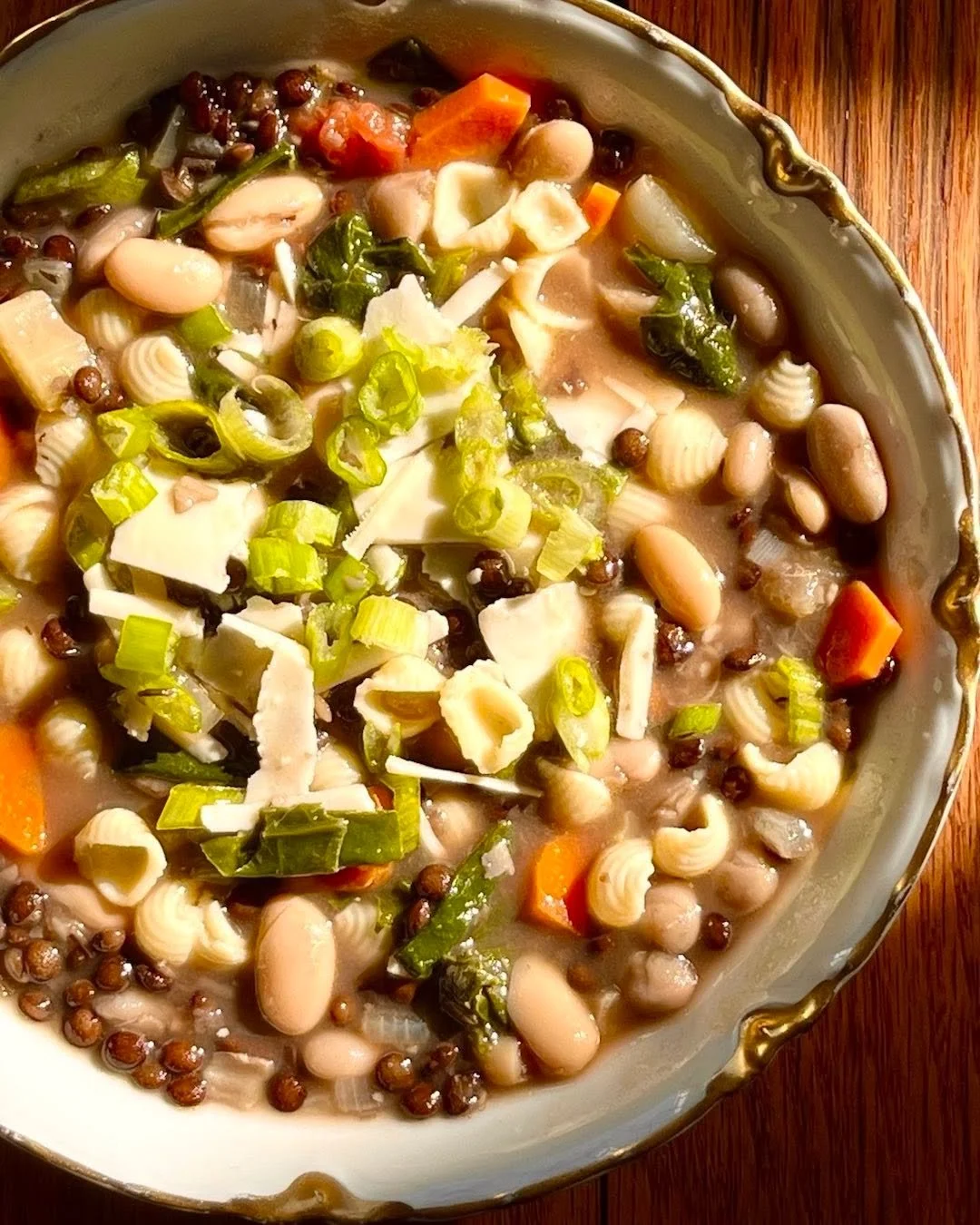 Soup season has arrived. Get in the groove with this hearty Cannellini, Lentil and Pennette Soup. Follow our profile link for the recipe in this week&rsquo;s edition of #taste_budding. Recipe by Toni Lydecker from her book "Piatto Unico."
#