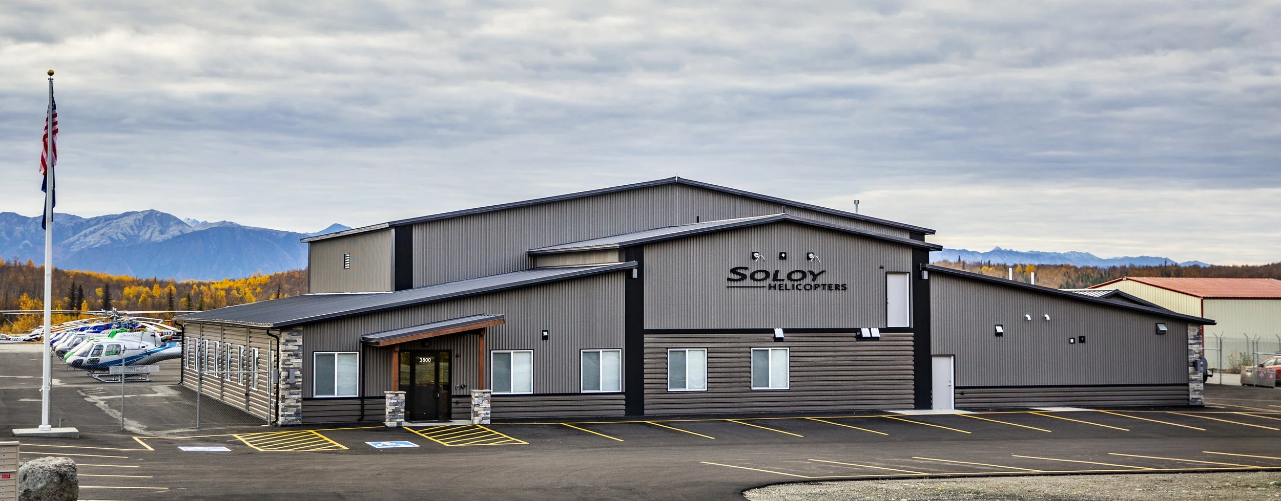 Hangar1.jpg