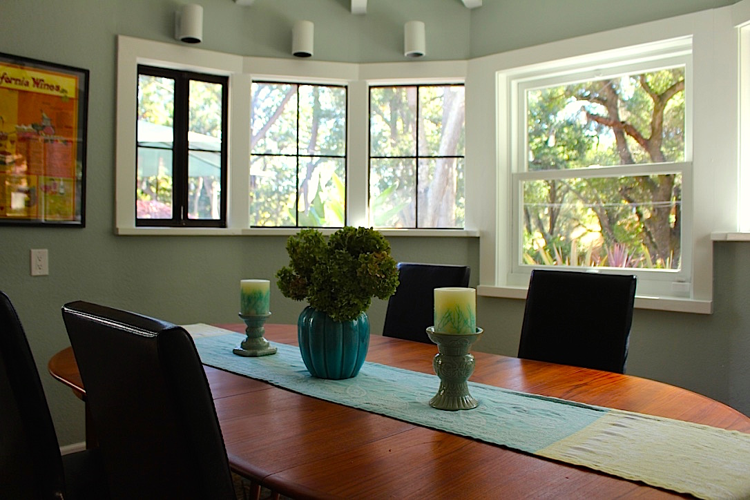 Kitchen Table.jpg