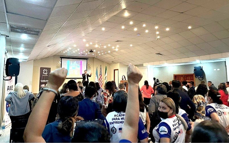 IJ Tour Honduras - 900 entrepreneurs