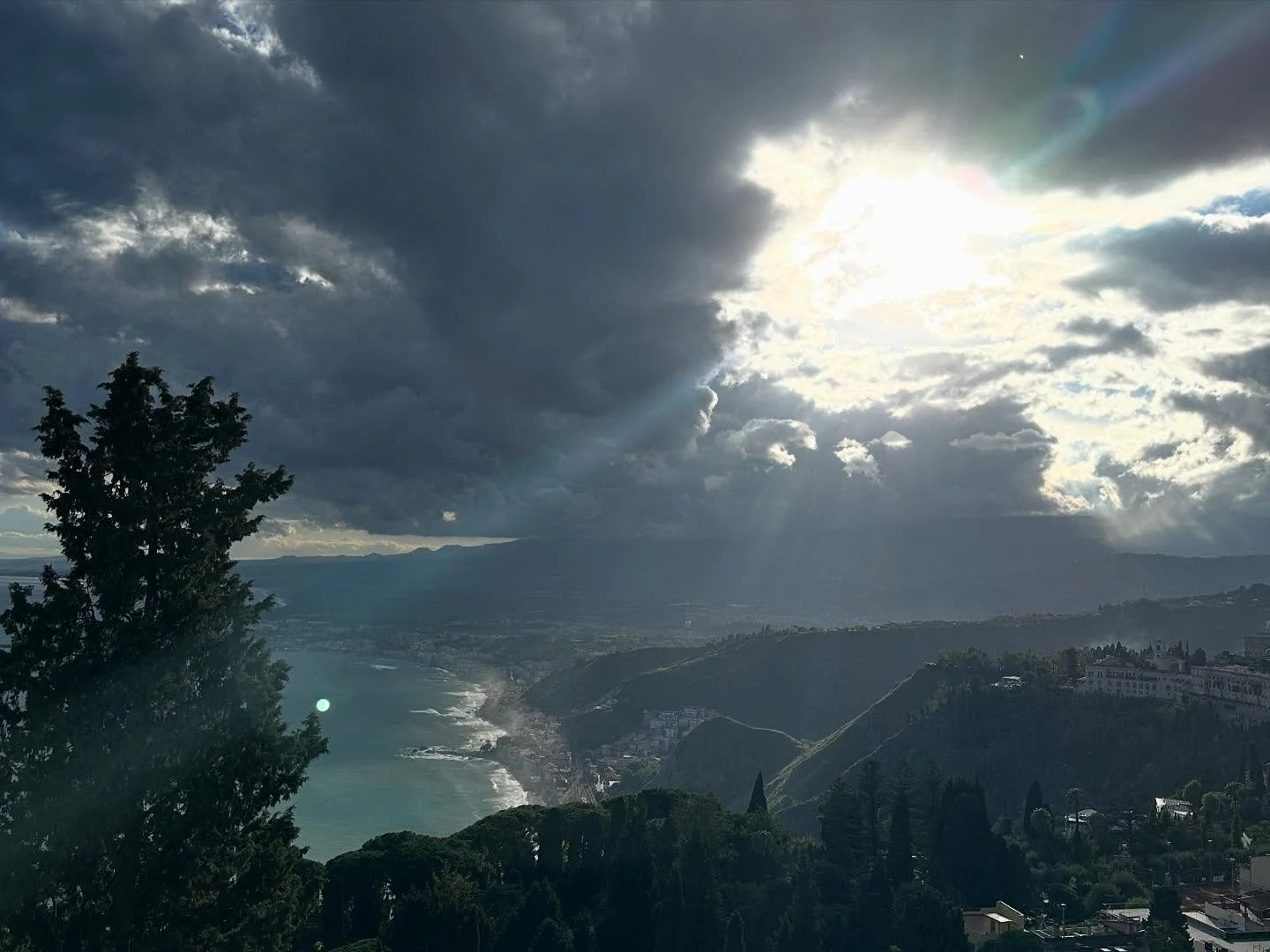 Not hard to imagine how the Greeks came up with all that drama. 1) Taormina 2) Ancient Teatro 3) on Mt Etna 4) Etna from the plane at sunrise. Sicily! ❤️