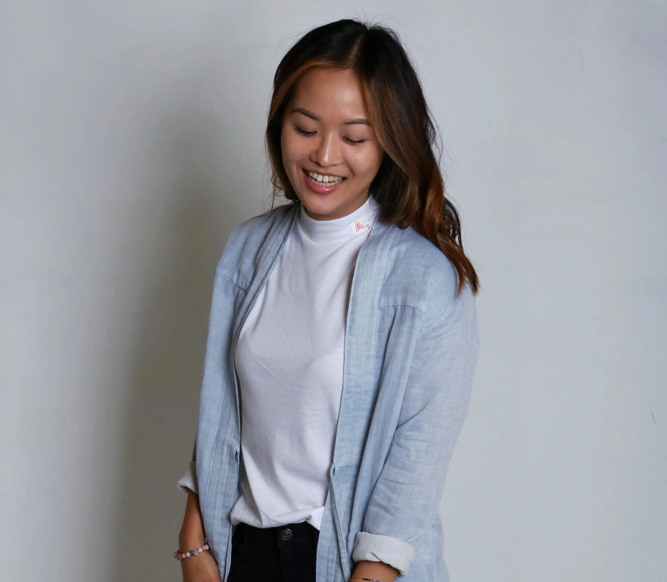 wmns+mock-chambwhite.jpg