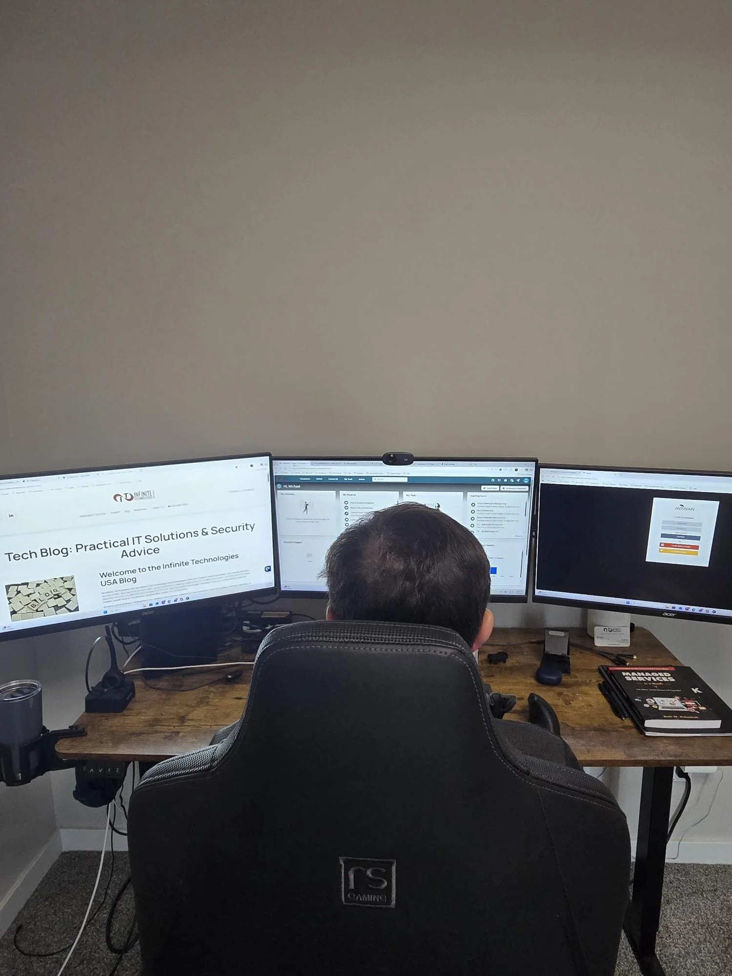 Managed IT Support technician helping clients