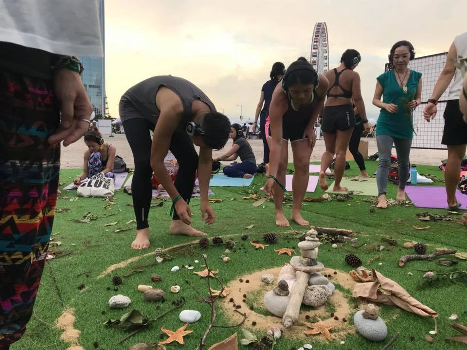 Central Hong Kong might seem an unlikely place for forest therapy, but a little ingenuity goes a long way towards making a nature connection in an urban area. Photo Credit: Amanda Yik