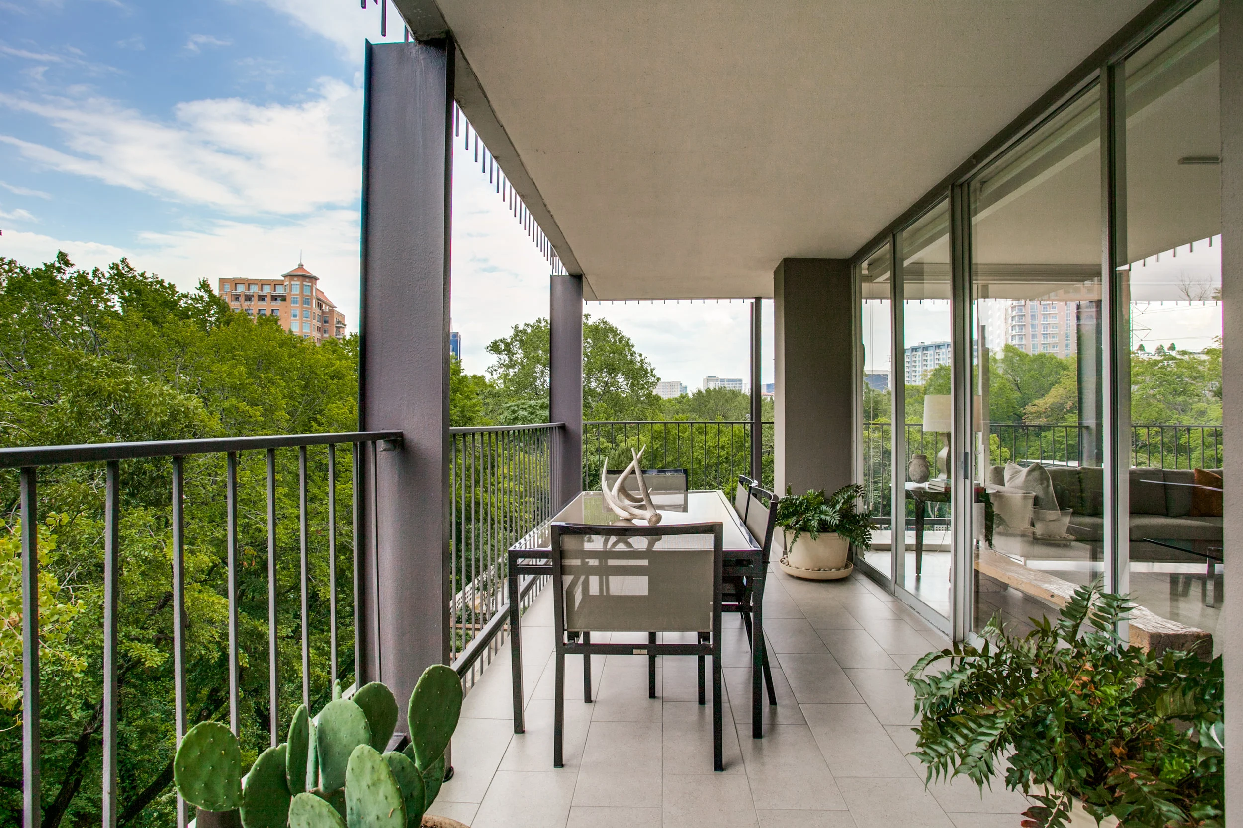 3310-fairmount-st-dallas-tx-5c-High-Res-6.jpg