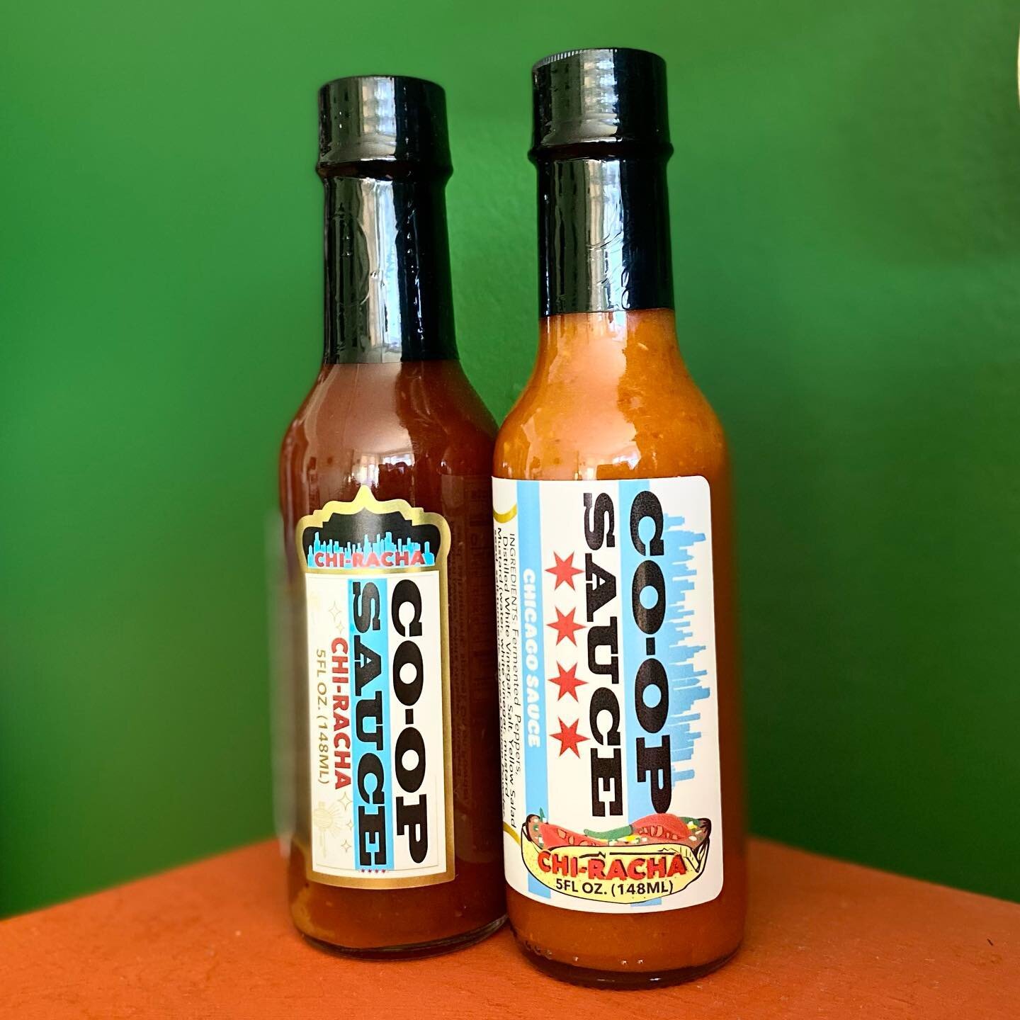 New label. New color. Amazing taste.
Get the @coophotsauce in your Send Some Chicago box today.
.
.
.
.
#chicagofoodie #chicagofoodmag #chicagofoodscene #liveinchicago #chicagosmallbusiness #chicagospring #onlyinchicago #madeinchicago #rogersparkchic