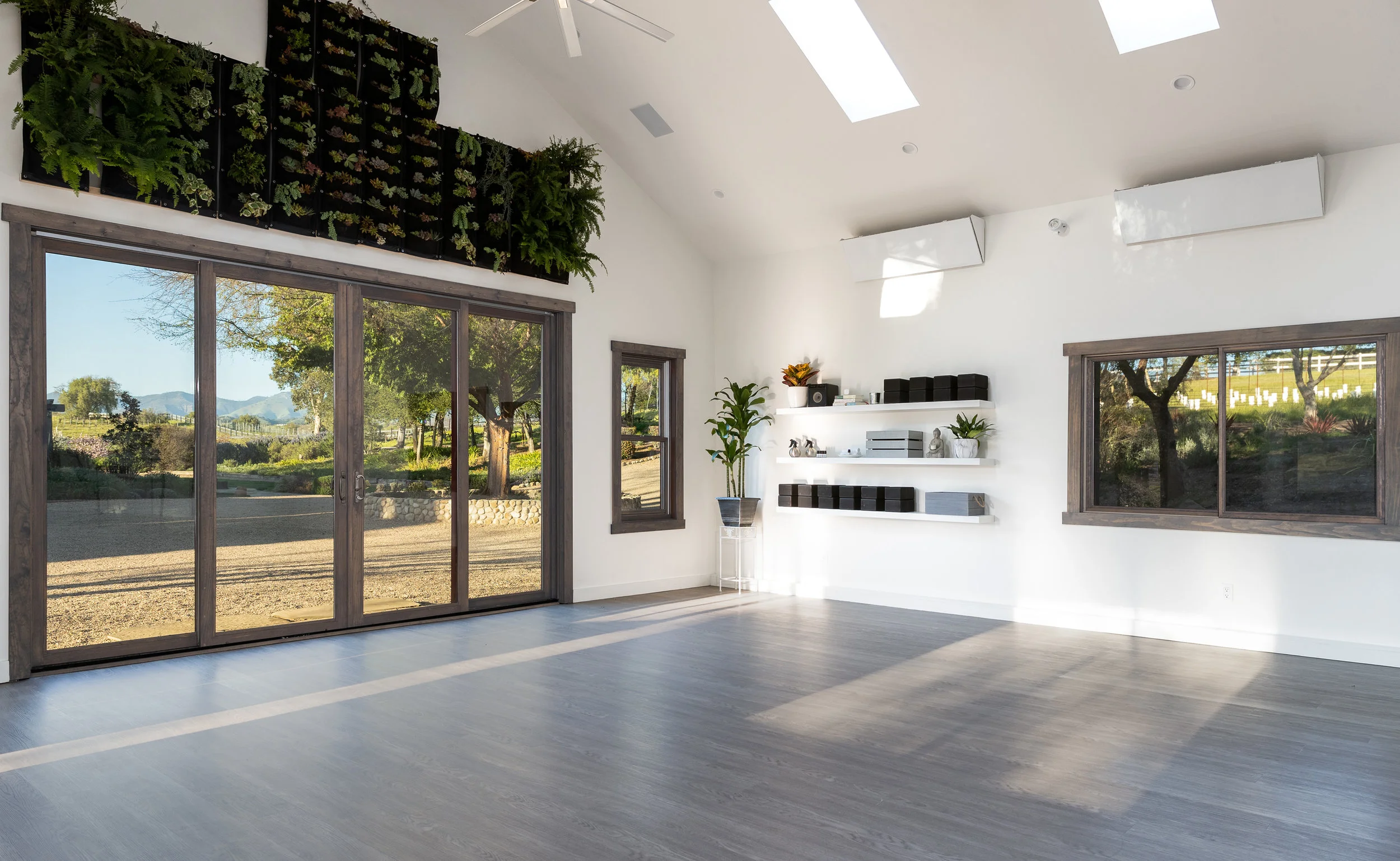 OOMY 20190328-64-Studio Interior.jpg